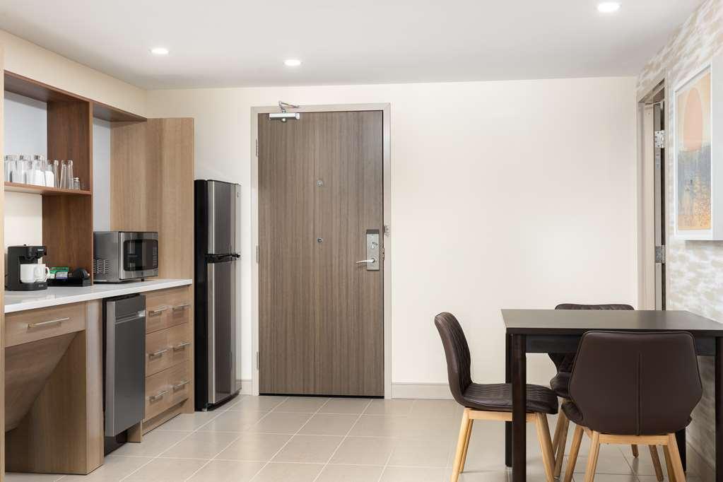 Home2 Suites By Hilton Boston Franklin Room photo